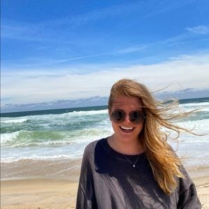 Meet your Posher, Jenna